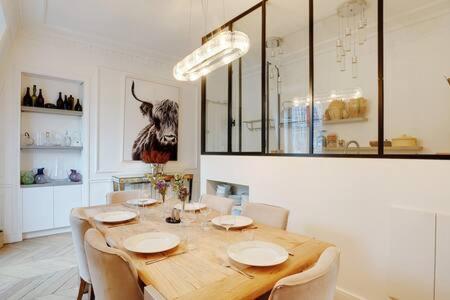 Chic Au Coeur De Montorgueil 2bdr * Parigi