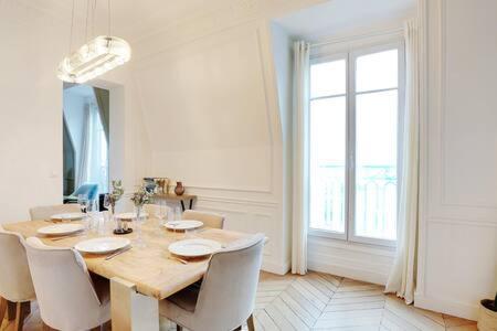 Casa vacanze Chic Au Coeur De Montorgueil 2bdr