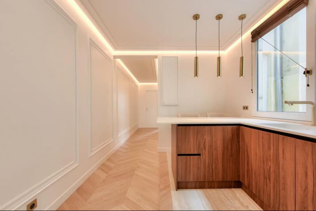 Appartamento De Luxe Pres Des Champs Elysees