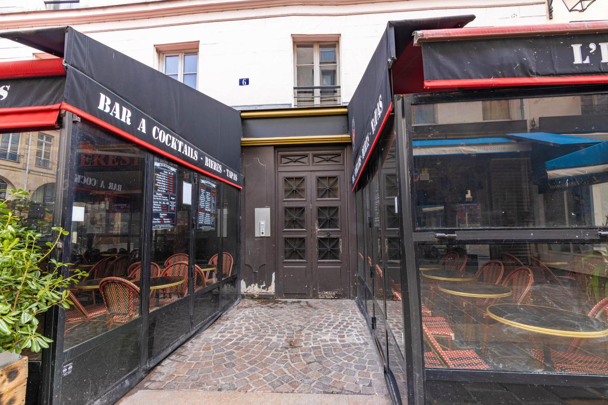 Appartamento Quartier Fontaine Chatelet Les Halles Free Netflix Parigi