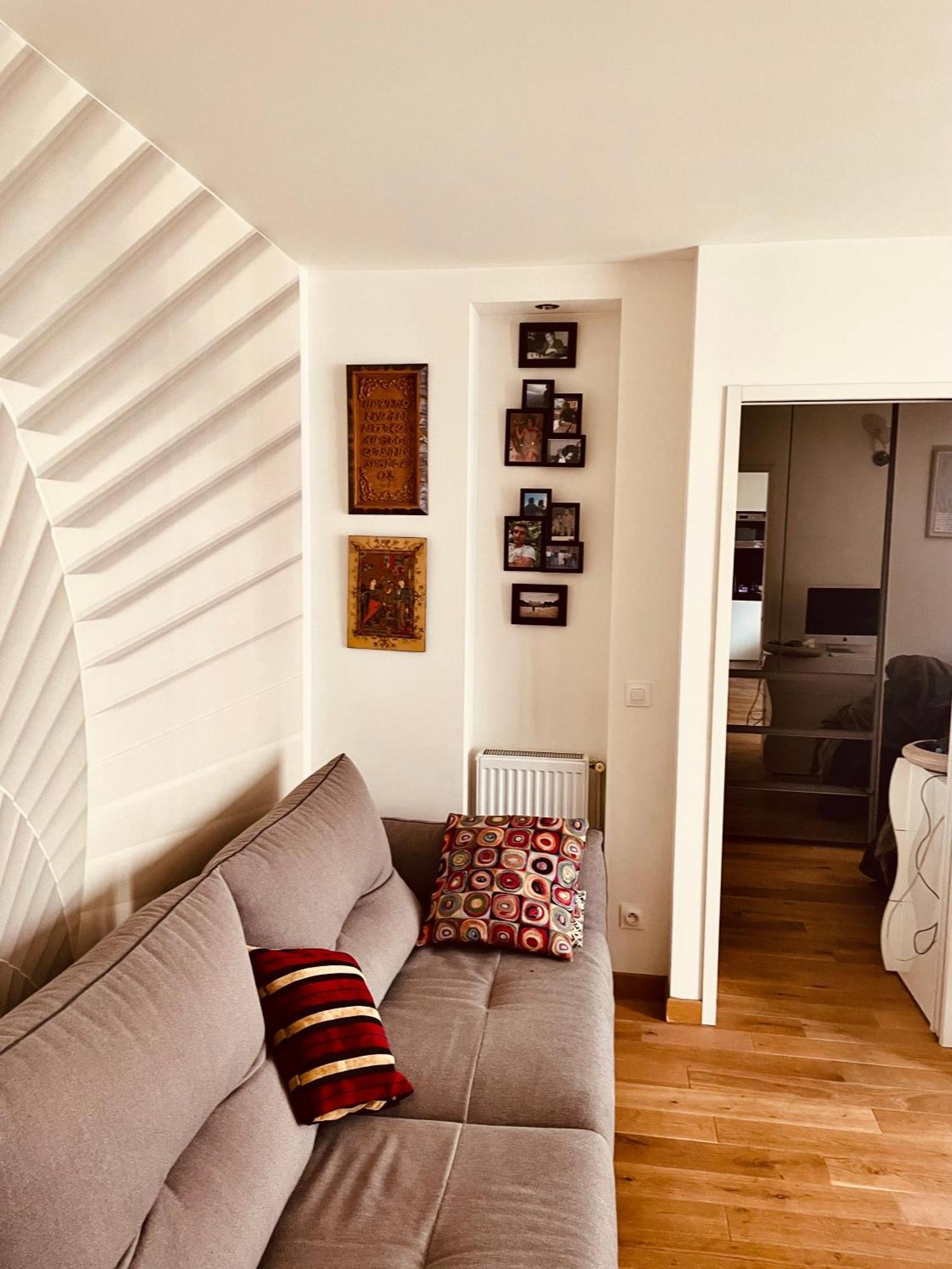 Appartamento Jolie 2 Pieces Avec Balcon 15 Eme Parigi