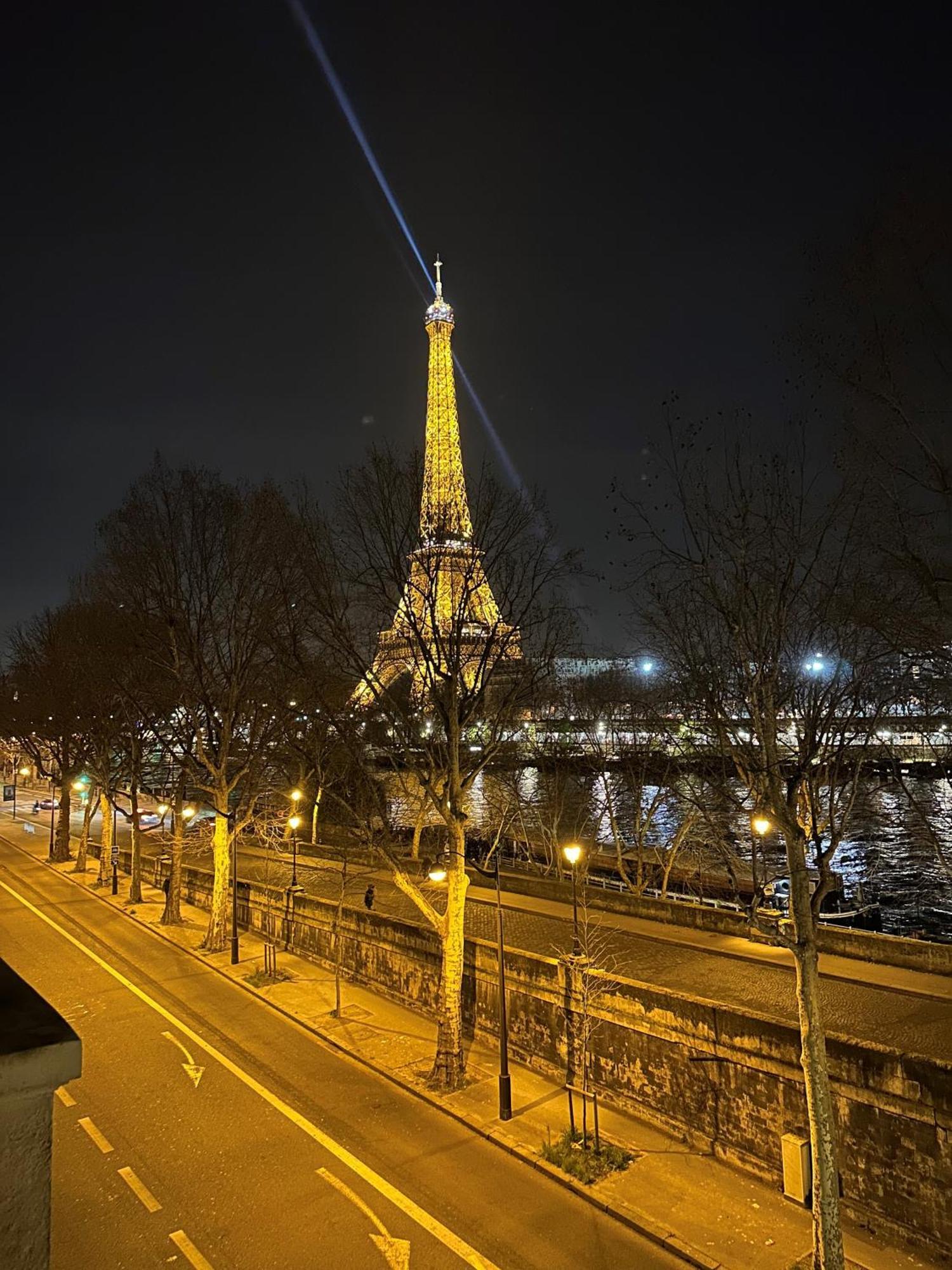 Sur Les Quais Apartment
