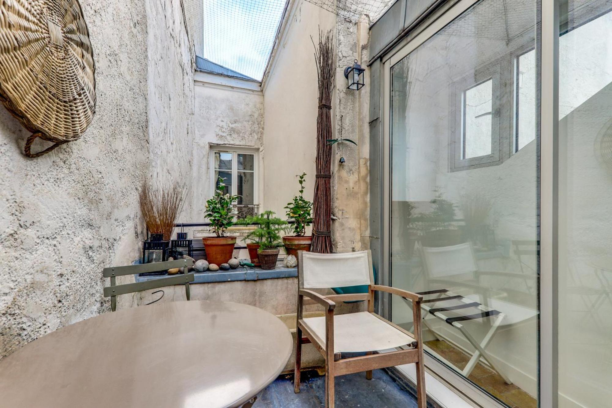 De Charme Sous Les Toits * Paris