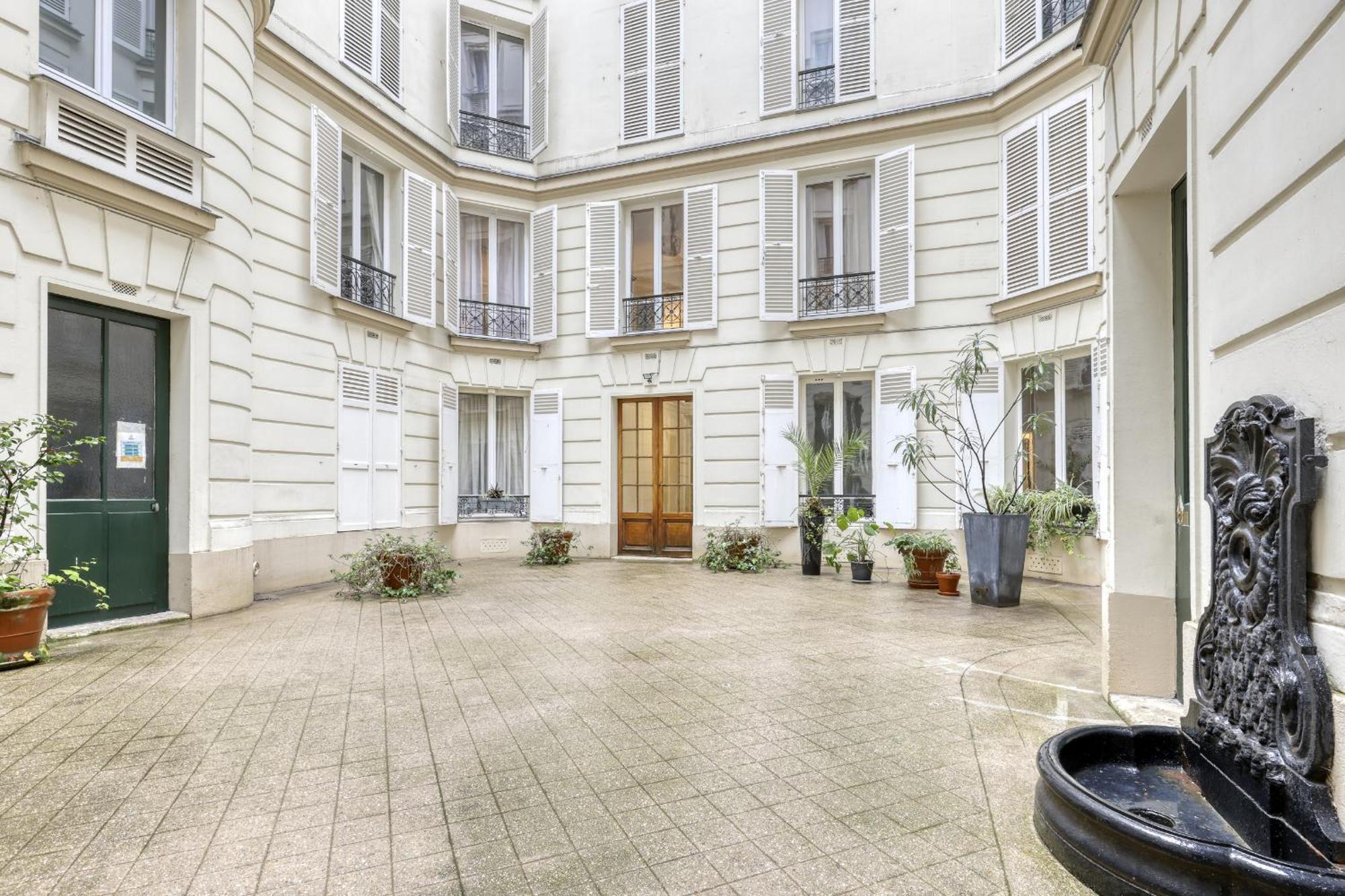 Perfect T2 At The Foot Of The Eiffel Tower-paris 7 Appartamento *