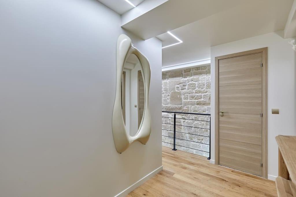 Le Marais Place Des Vosges By Prestige Appartamento Parigi