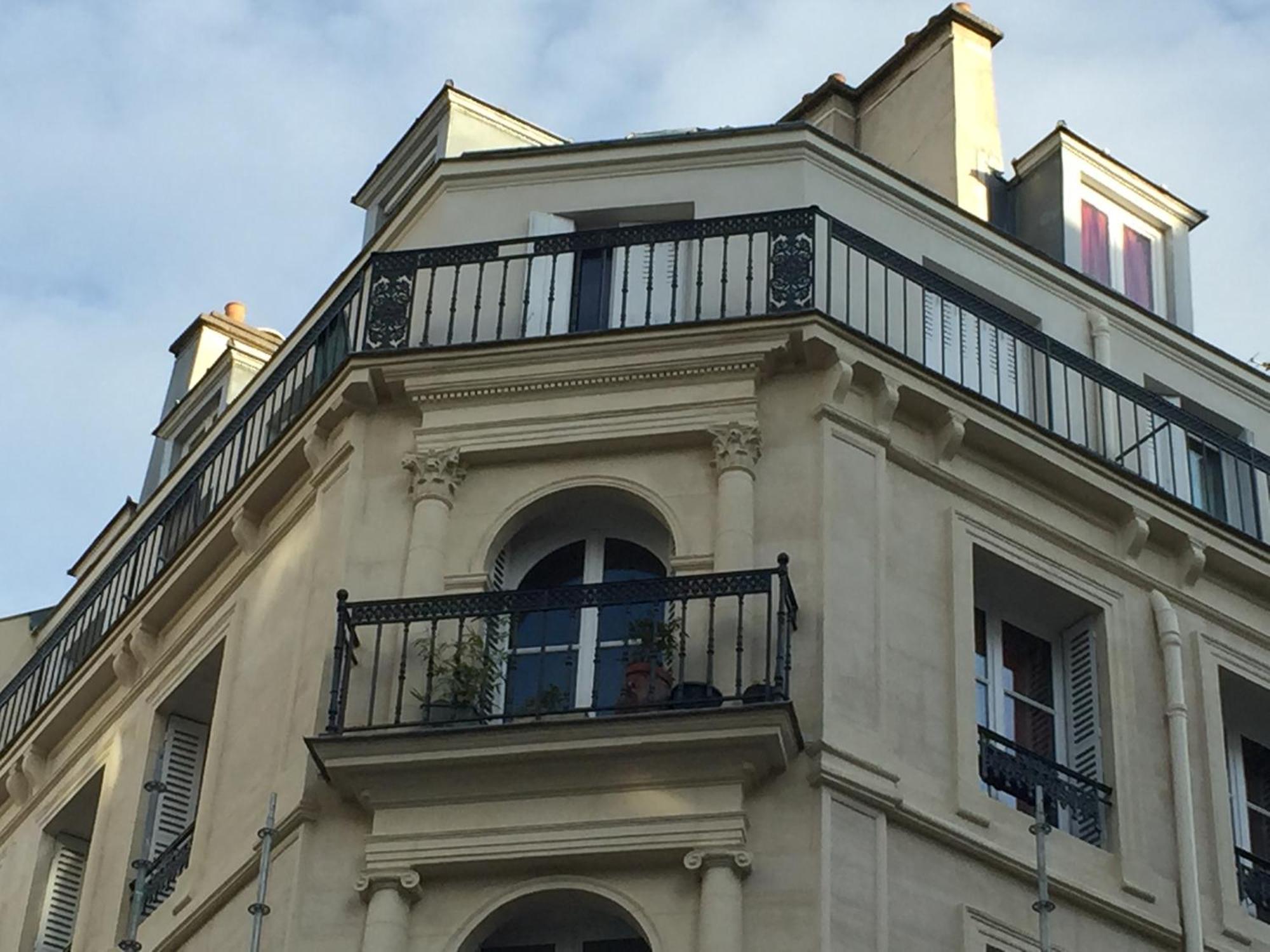 Bergere Opera Trevise - 2 Connecting With Private Bathroom And 1 Study - 35 M2 Homestay Paris