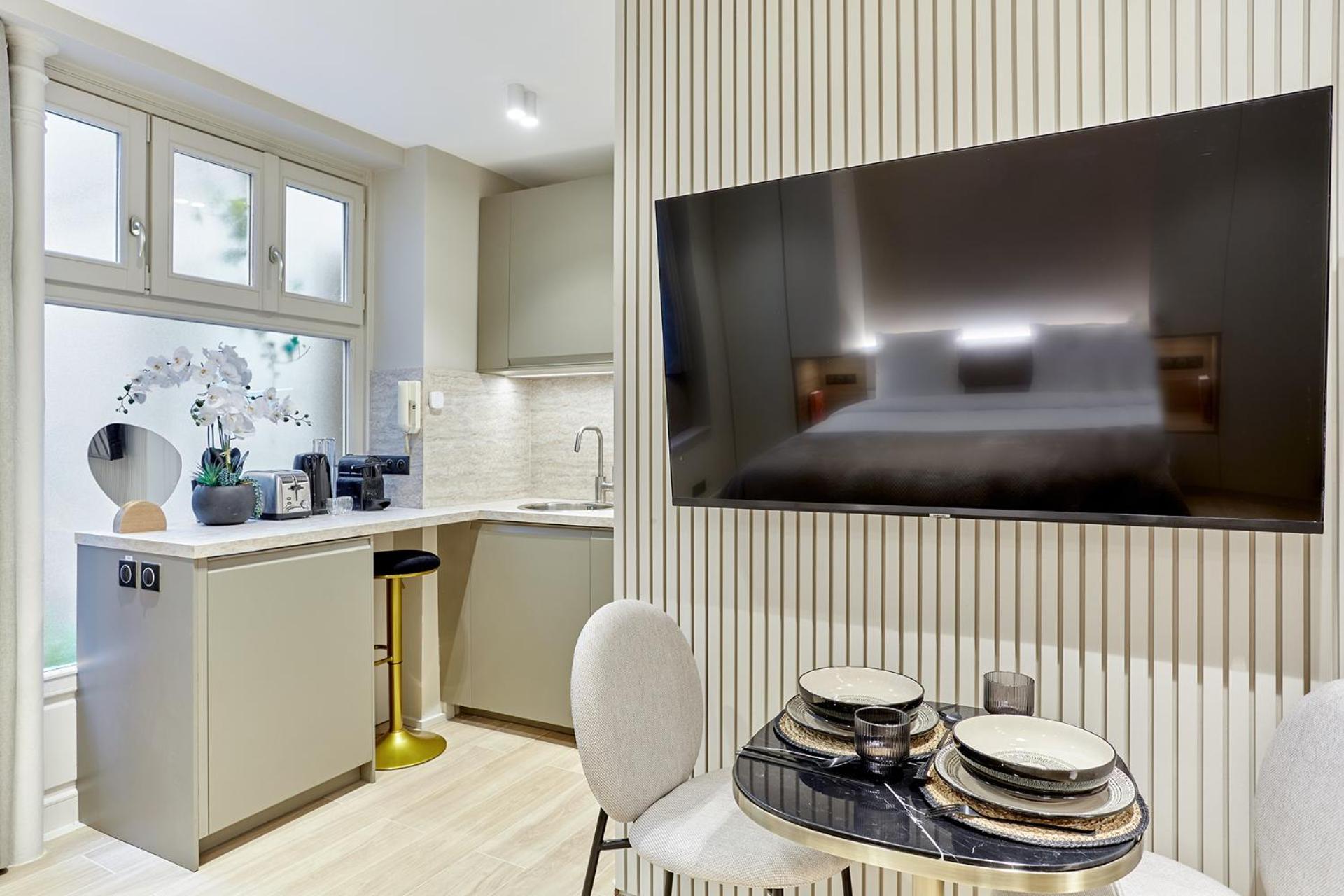 Center Of By Prestige Apartment Paris