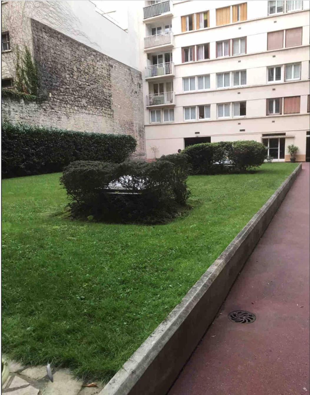 2 Pieces Lumineux Et Calme A Parigi