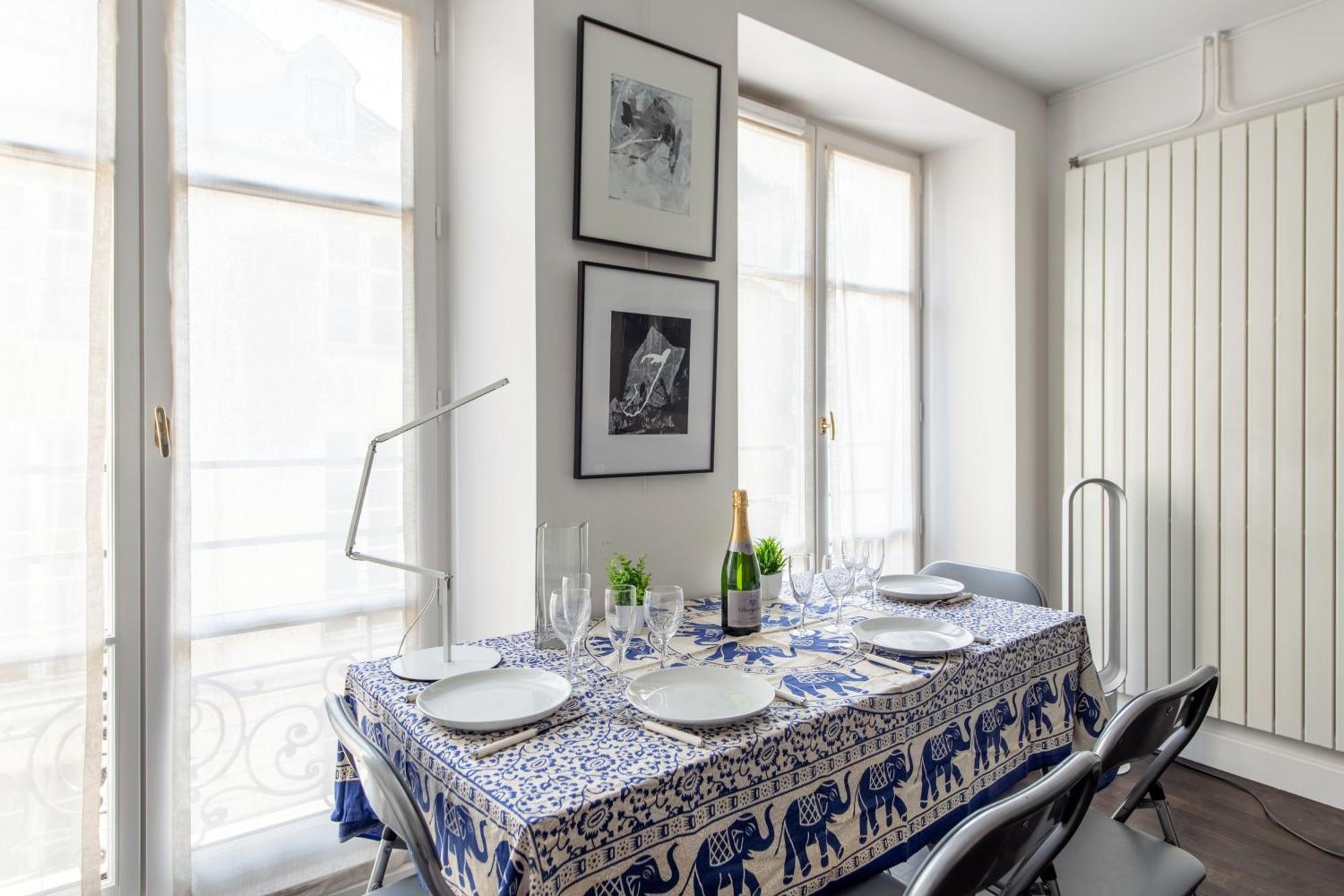 Appartamento Charming 4 Guests At Galeries Lafayette And Printemps 9th Ard With Air Conditioning *