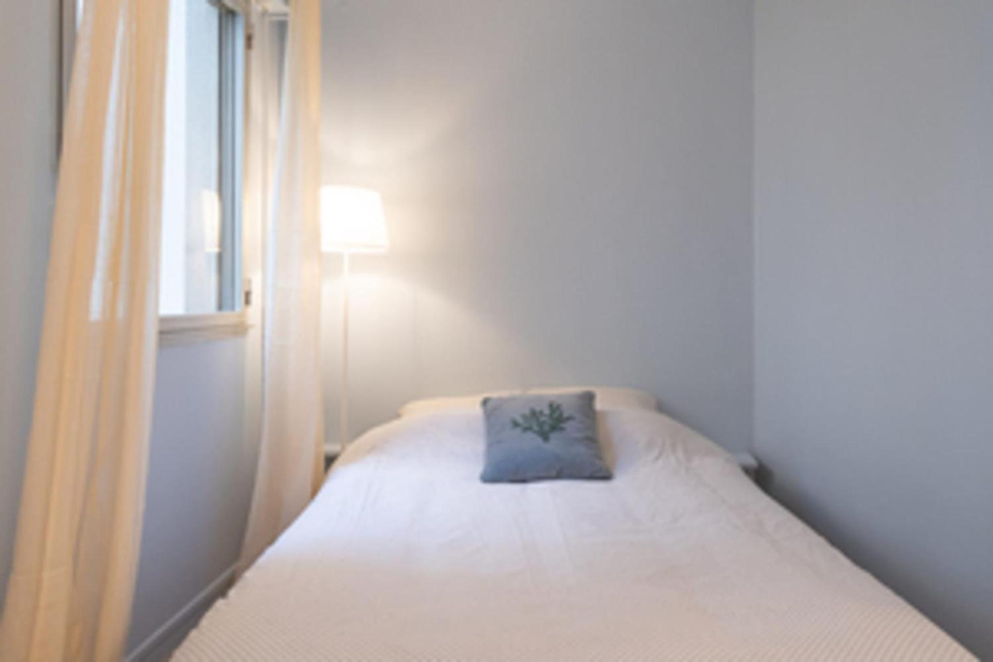 Quiet Radiant Studio Overlooking The Garden Paris