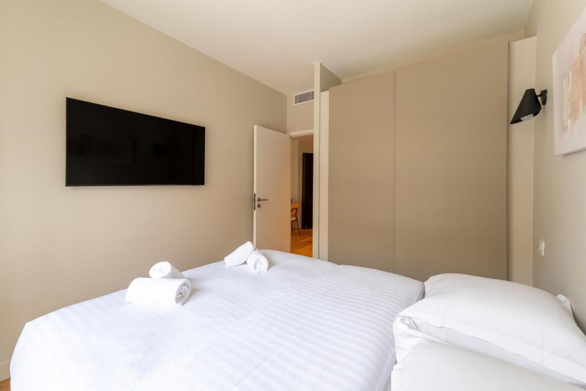 Beautiful & Modern 1bd Flat Near Montmartre