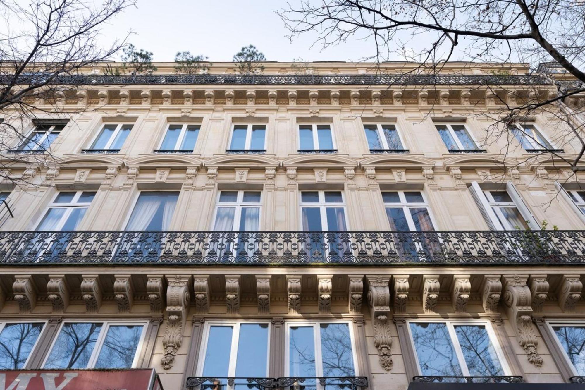 Beautiful & Modern 1bd Flat Near Montmartre * Parigi