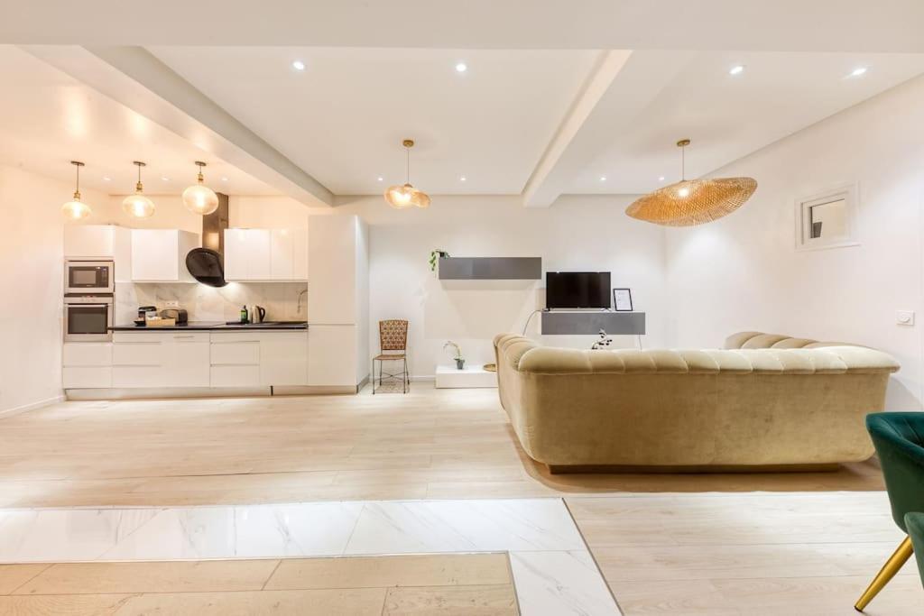 Loft Standing 101 M2 - Proche Tour Eiffel - 3 Min Metro