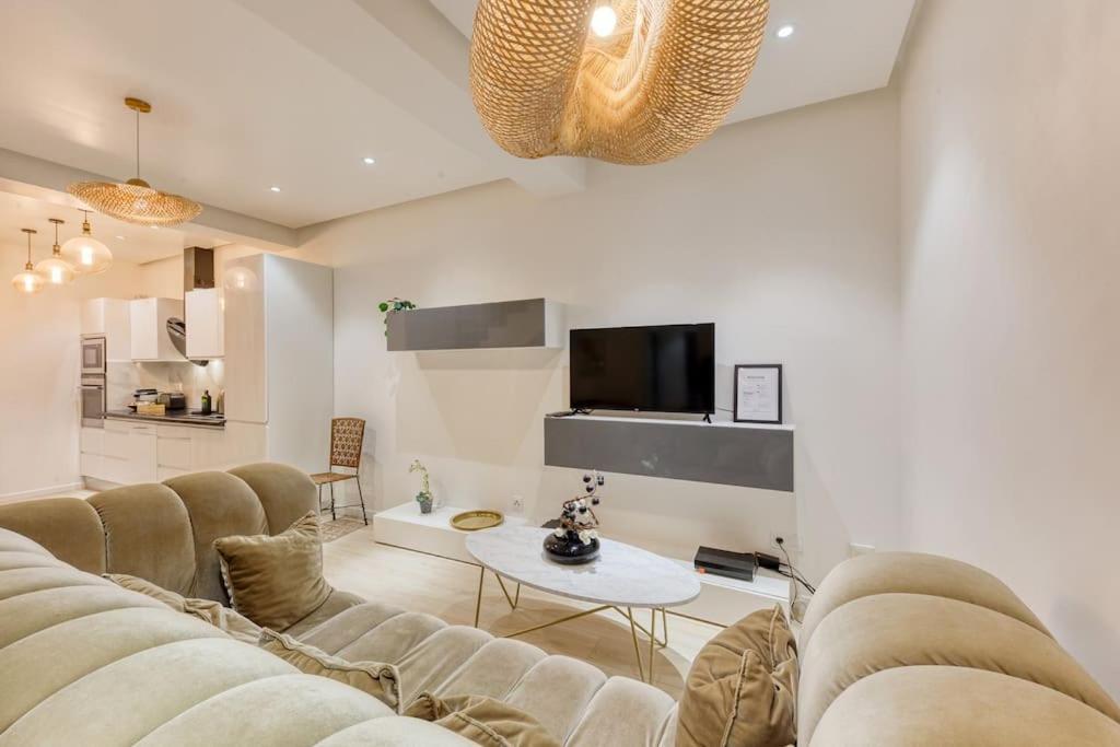 Loft Standing 101 M2 - Proche Tour Eiffel - 3 Min Metro *