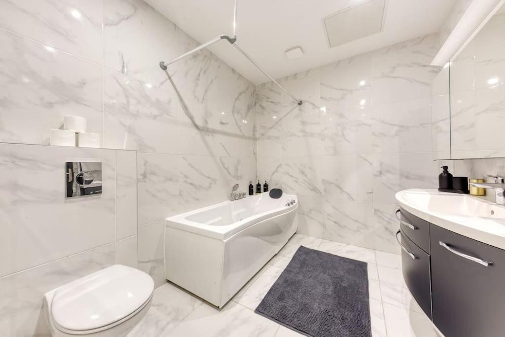 Loft Standing 101 M2 - Proche Tour Eiffel - 3 Min Metro * Paris
