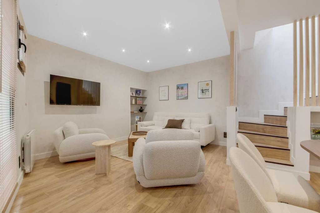 Luxueuse Maisonnette Au Coeur De Batignolles 17eme Casa vacanze *