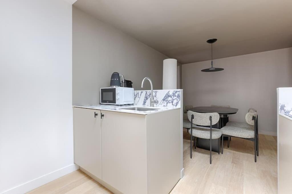 Mykeypers - Luxury Design Flat 2br/6p - Rue De Charonne ! * Paris