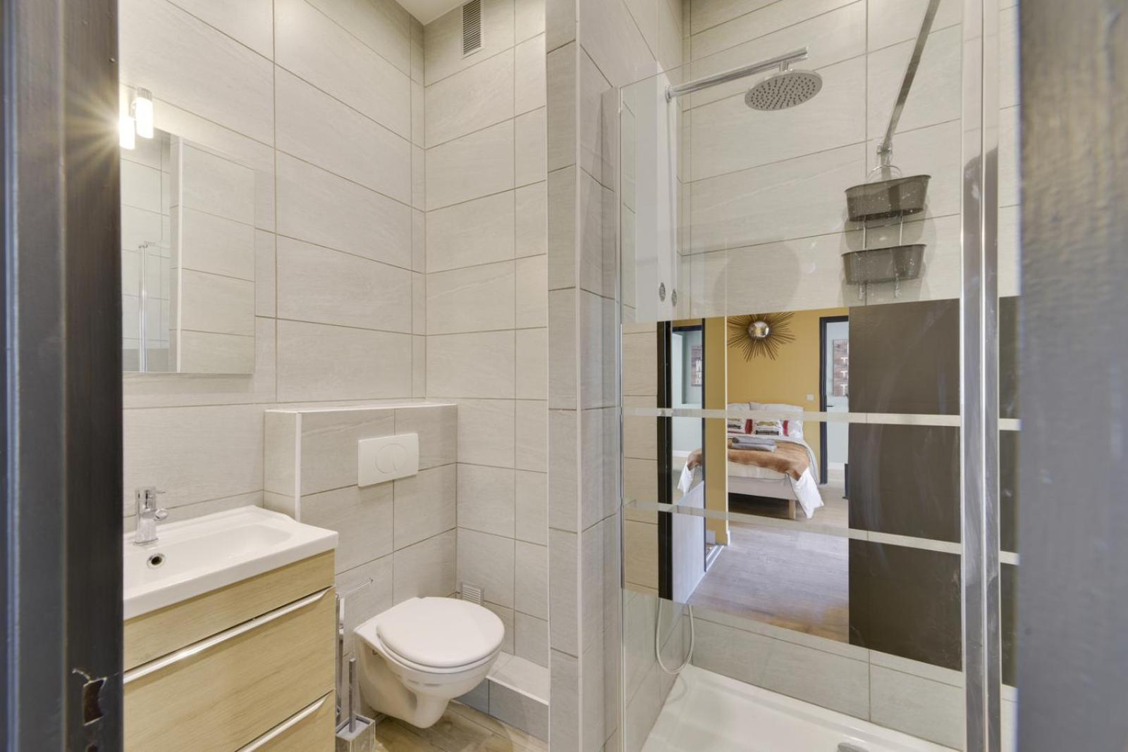 114 Deby - Superbe A Apartment Paris
