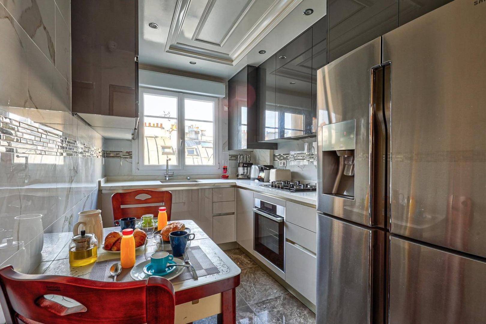 658 Estelle - Luxury * Paris