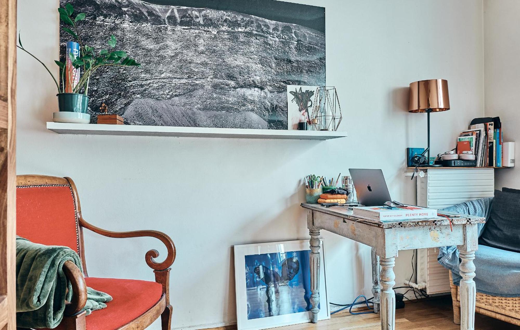 Cozy Small Artist Studio Parigi