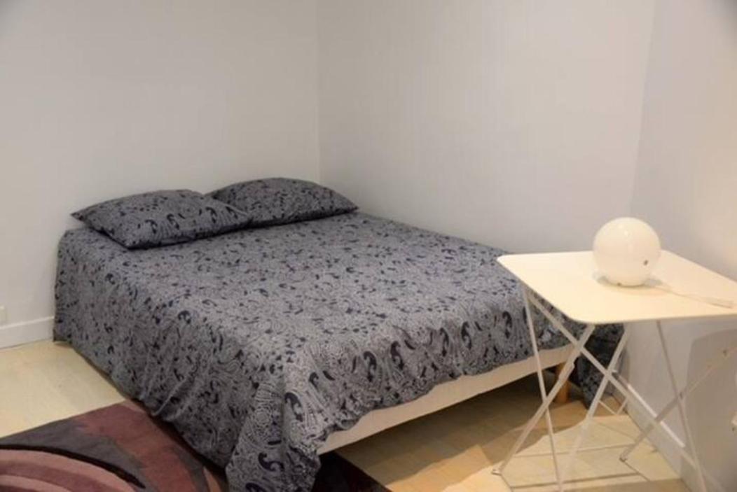 Eiffel Edge Escape 30 M From Eiffel Tower Homestay Paris