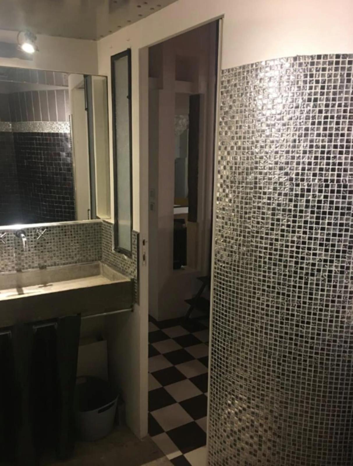 70m2 Loft In The 10th Arrondissement Appartamento