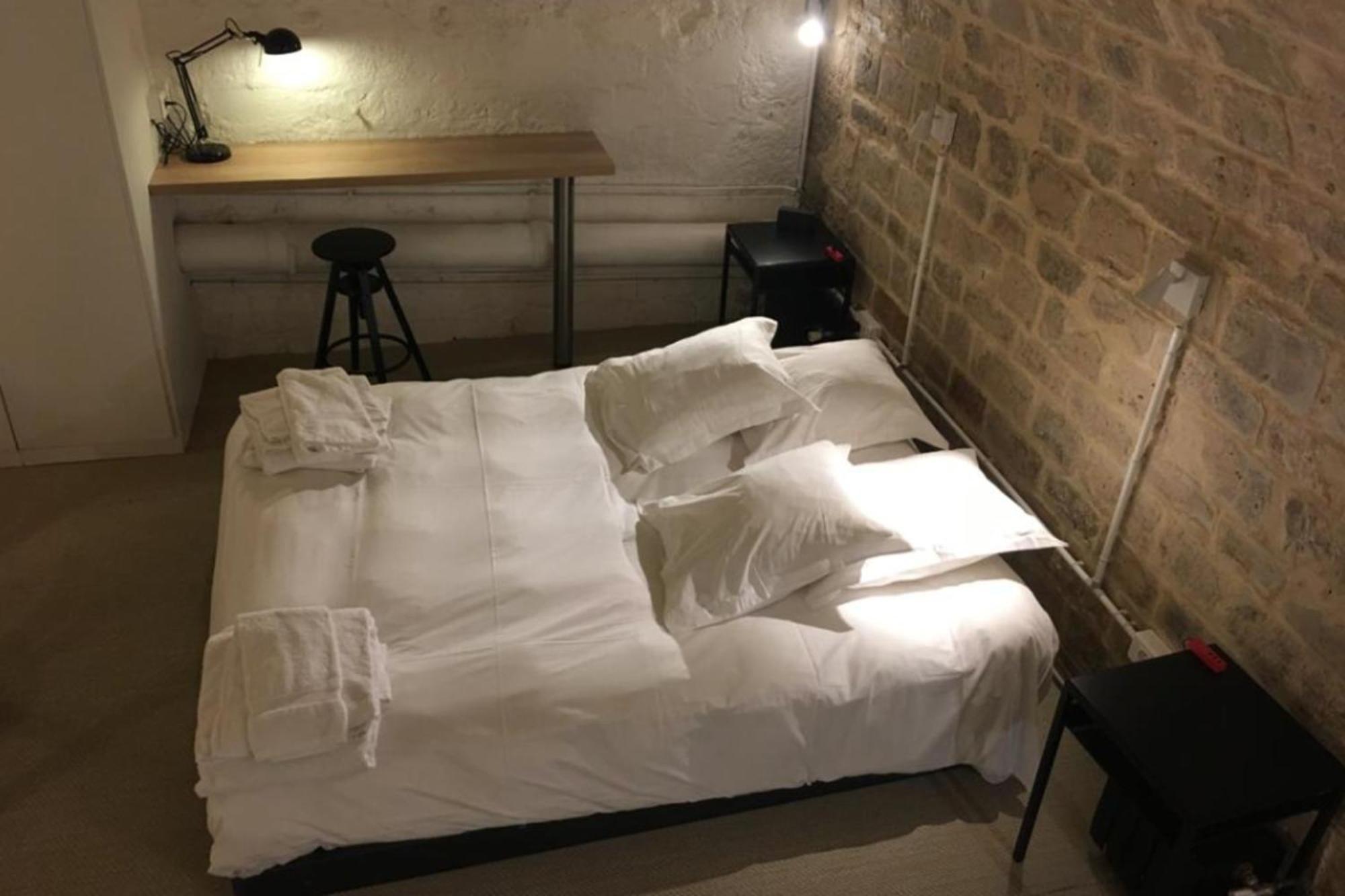 70m2 Loft In The 10th Arrondissement Parigi