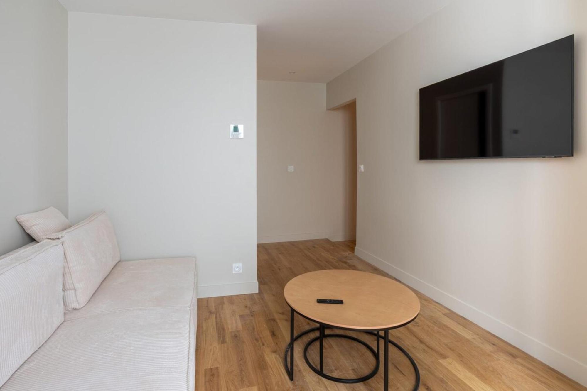 Modern And Elegant 1bd Near Montmartre Appartamento *