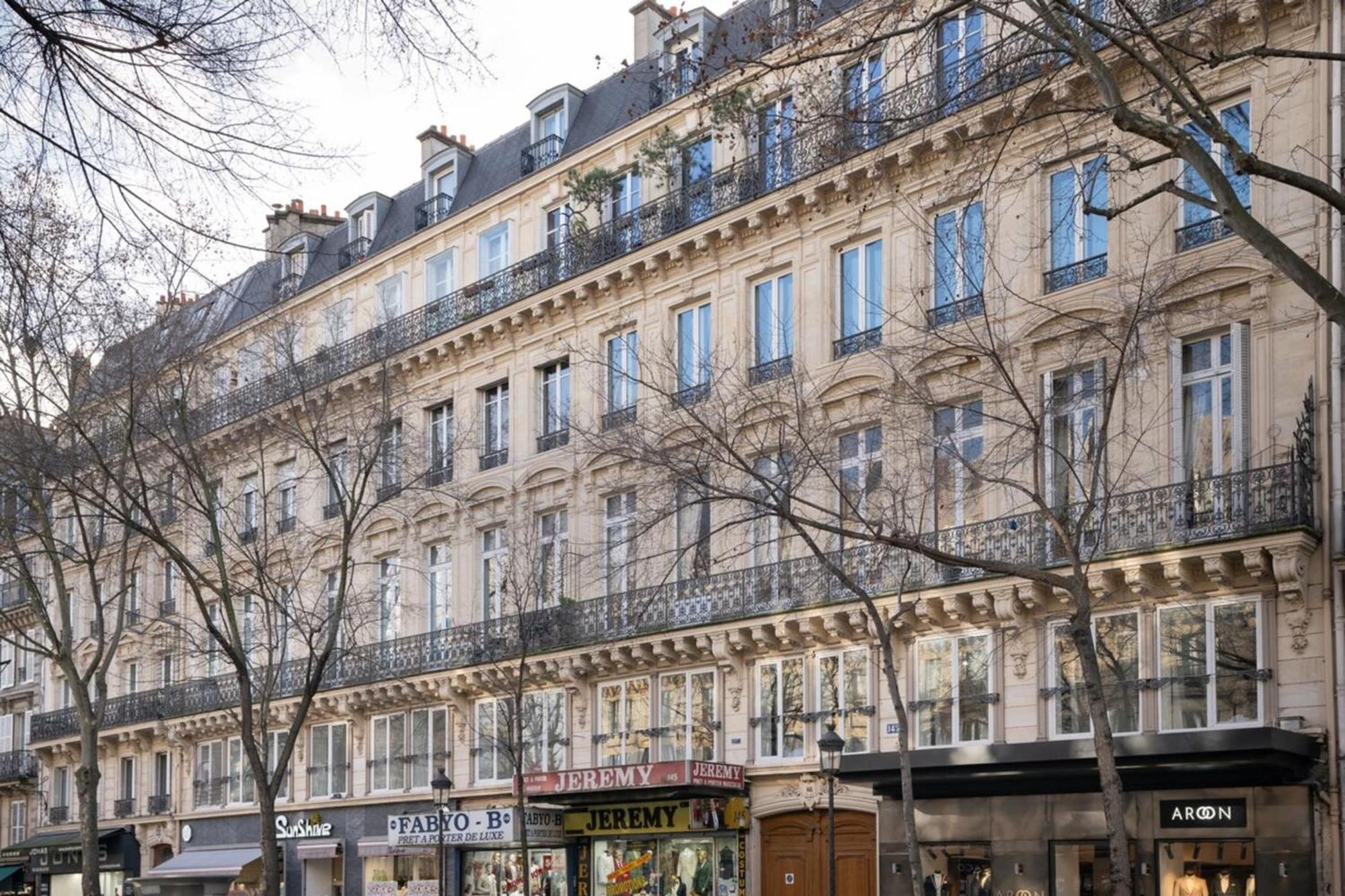 Modern And Elegant 1bd Near Montmartre * Parigi