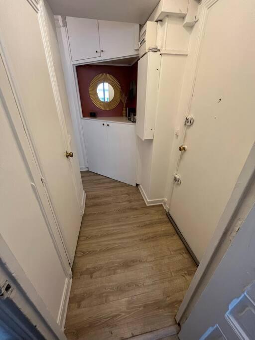 Appartamento Flat 16 Near To Eiffel Tower