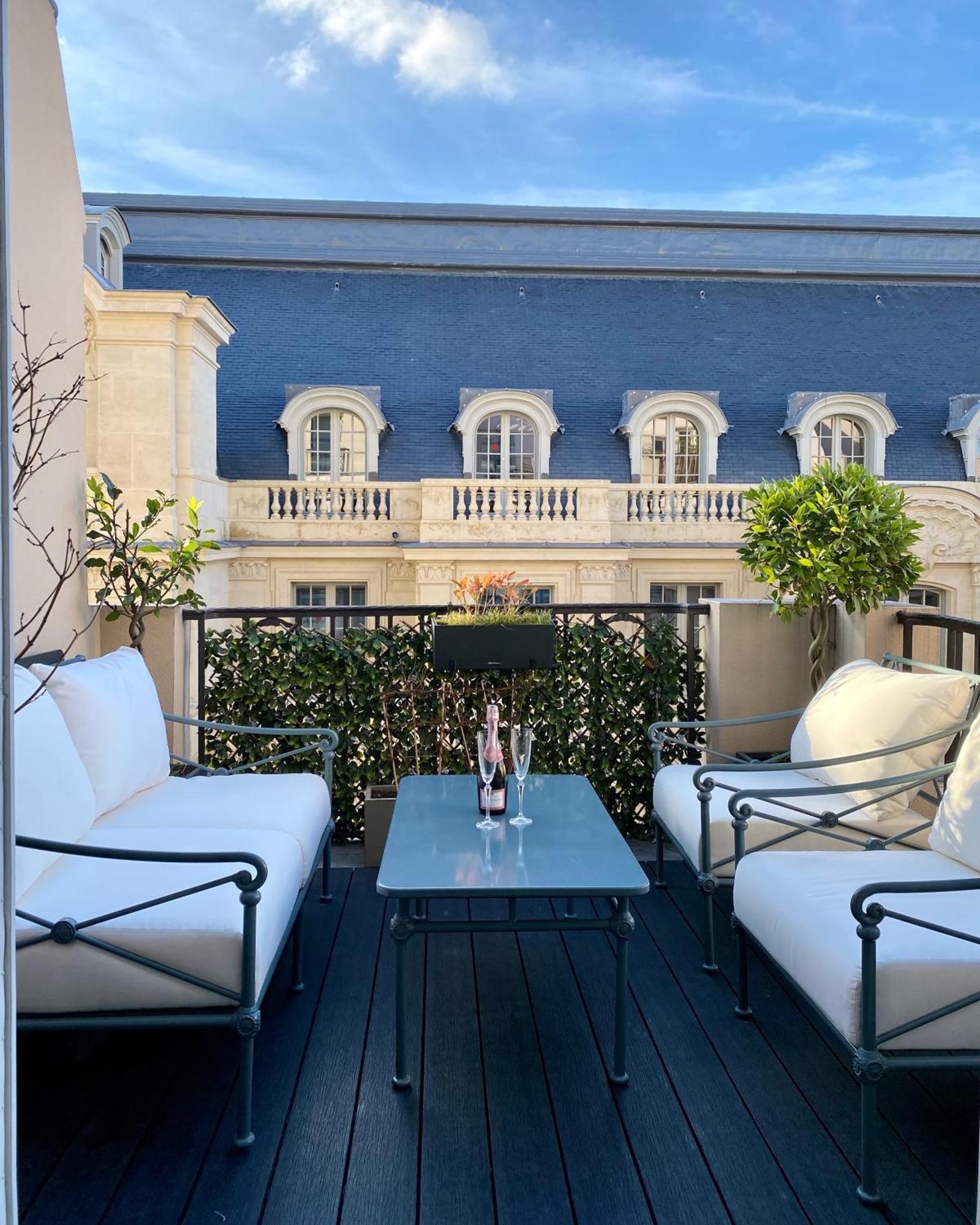 Superb Flat With Terrasse & 24-7 Security In The Heart Of Paris! Appartamento