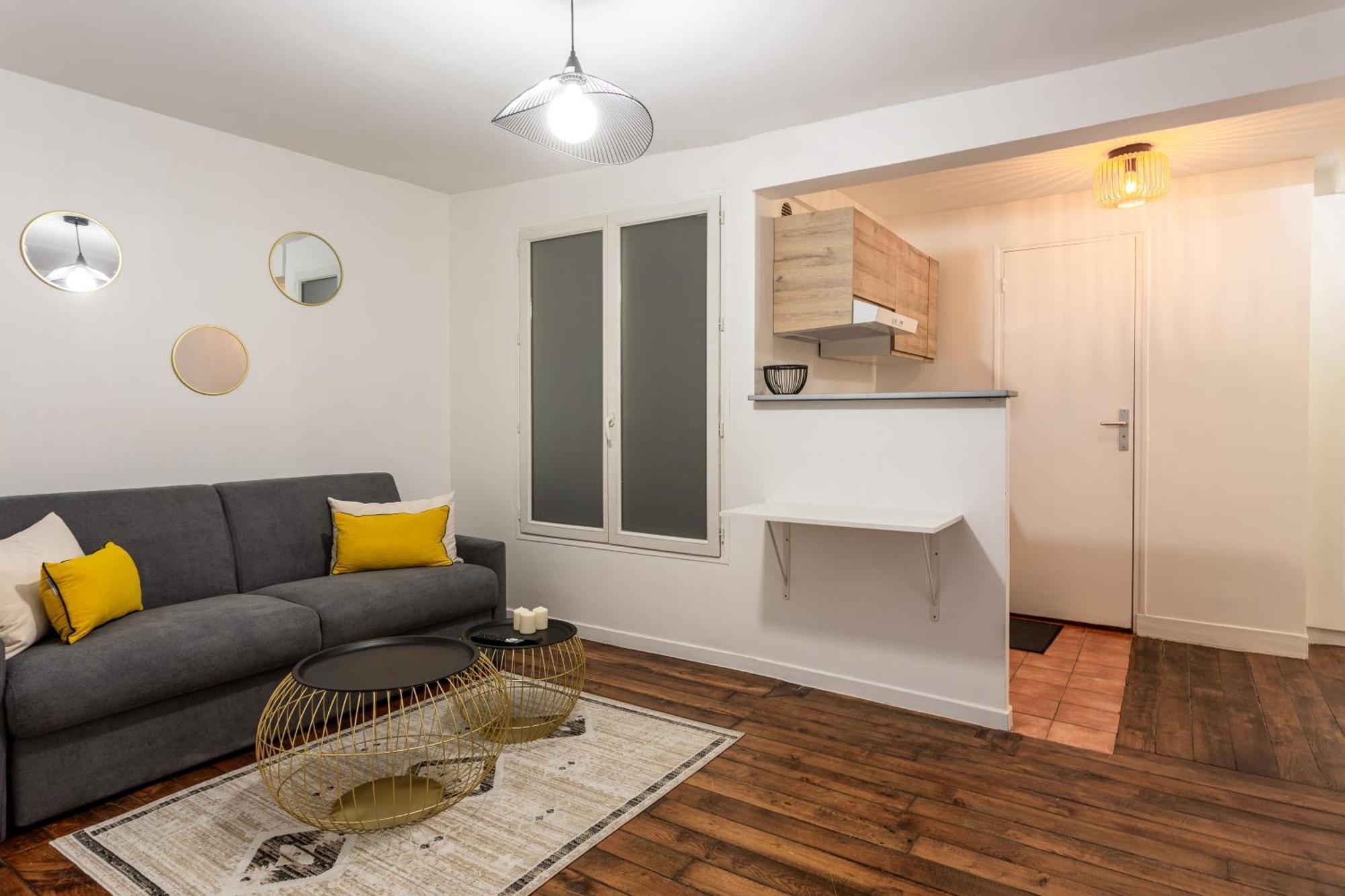 The Heart Of The Marais Apartment