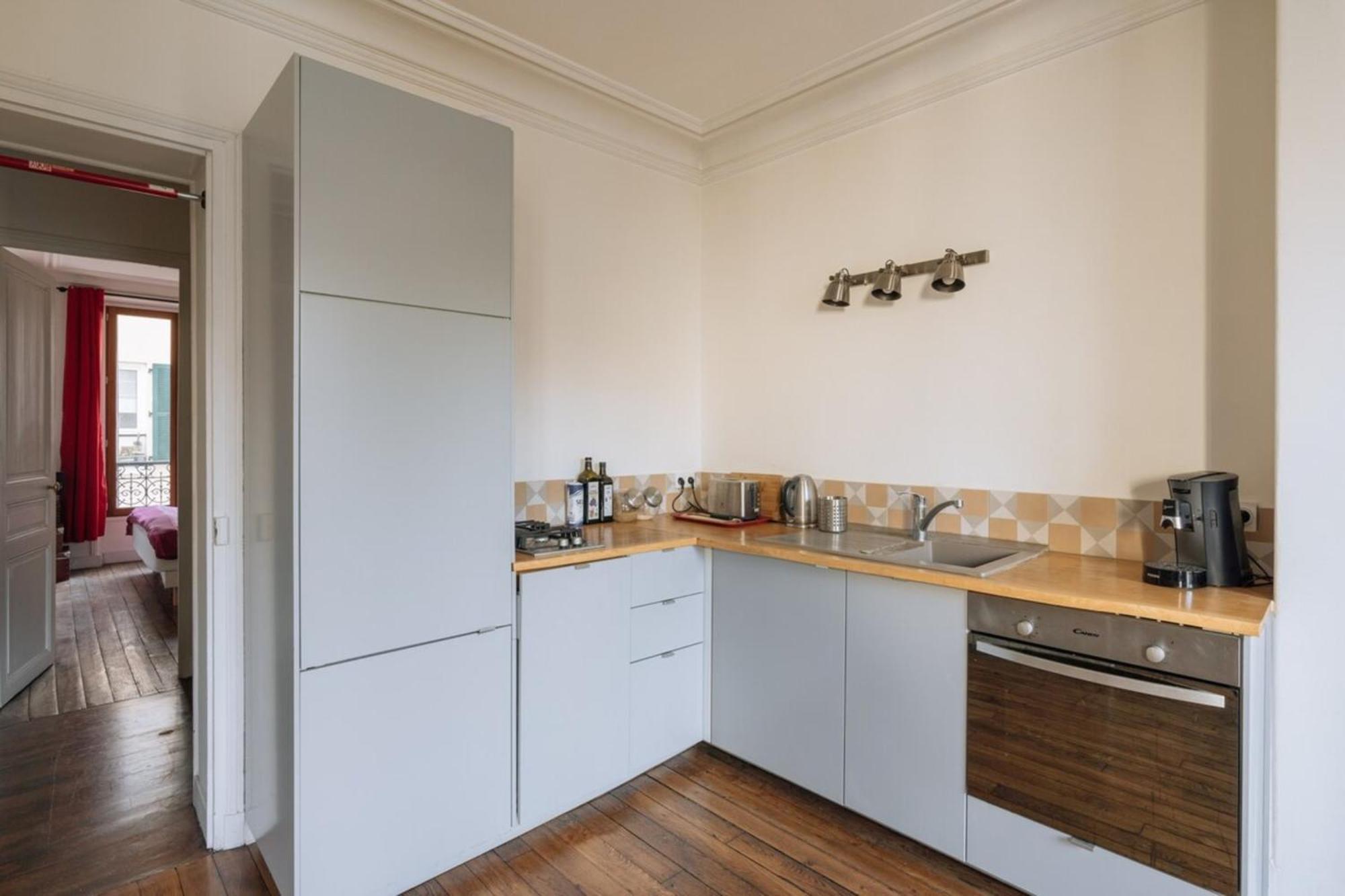 Luminous Parisian-style 1bd Apartmentbelleville