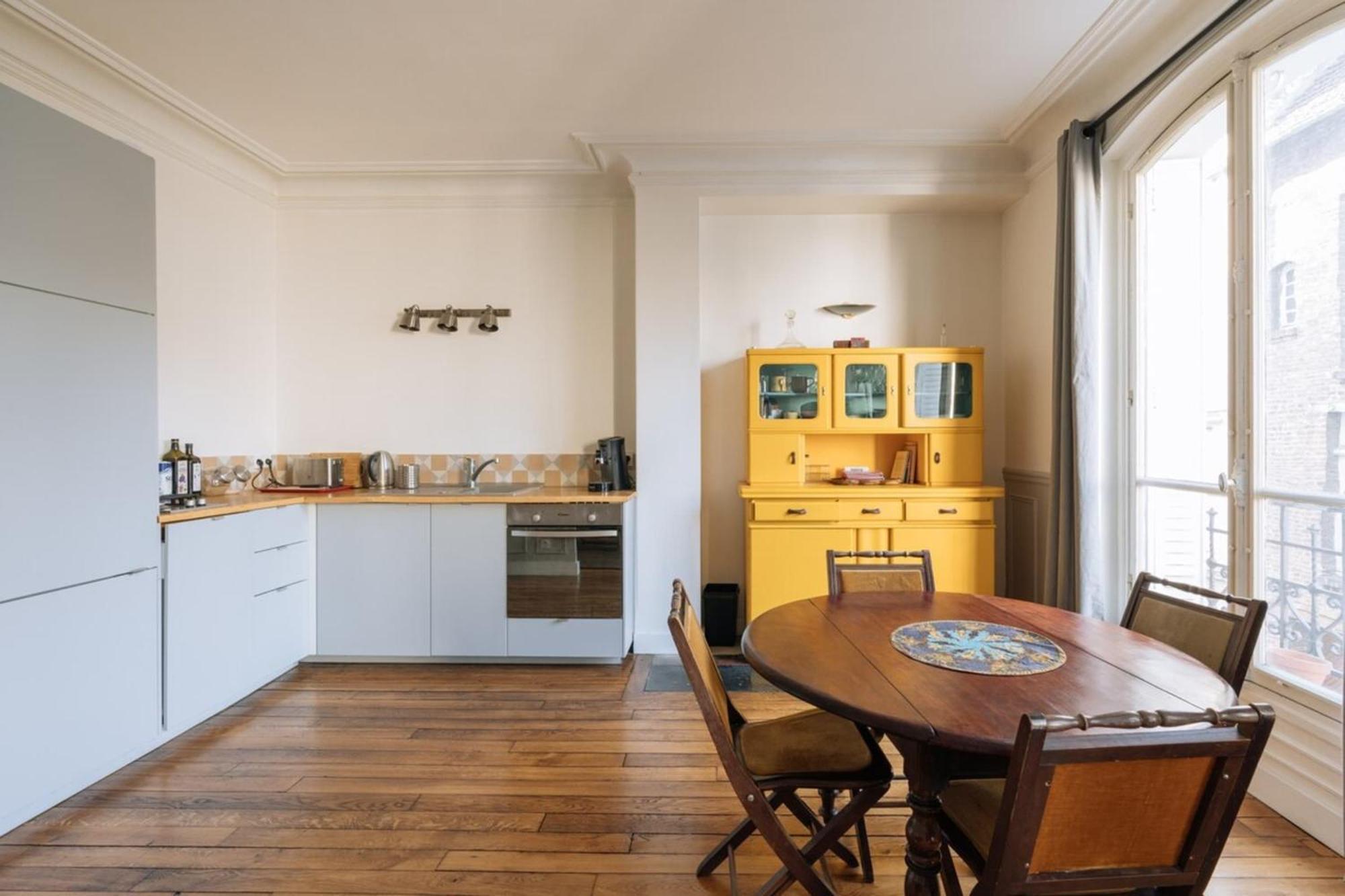 Luminous Parisian-style 1bd Apartmentbelleville Appartamento Parigi
