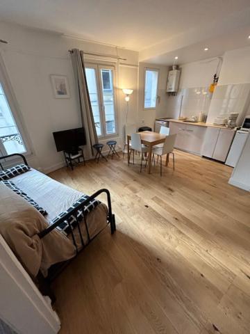Sacre Coeur Montmartre Et Tour Eiffel, 8 People, Apartment *
