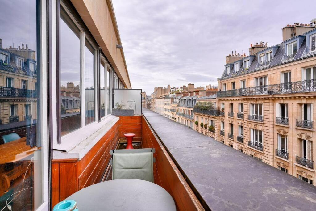 Superbe T2 Avec Balcon Proche De La Tour Eiffel Appartamento