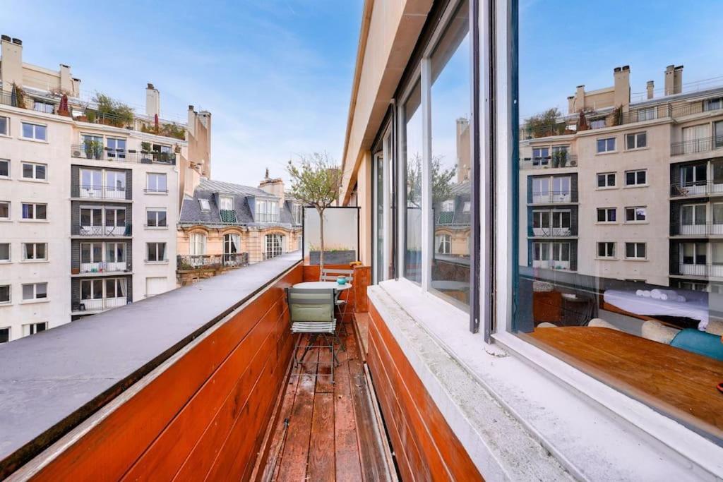 Superbe T2 Avec Balcon Proche De La Tour Eiffel Parigi
