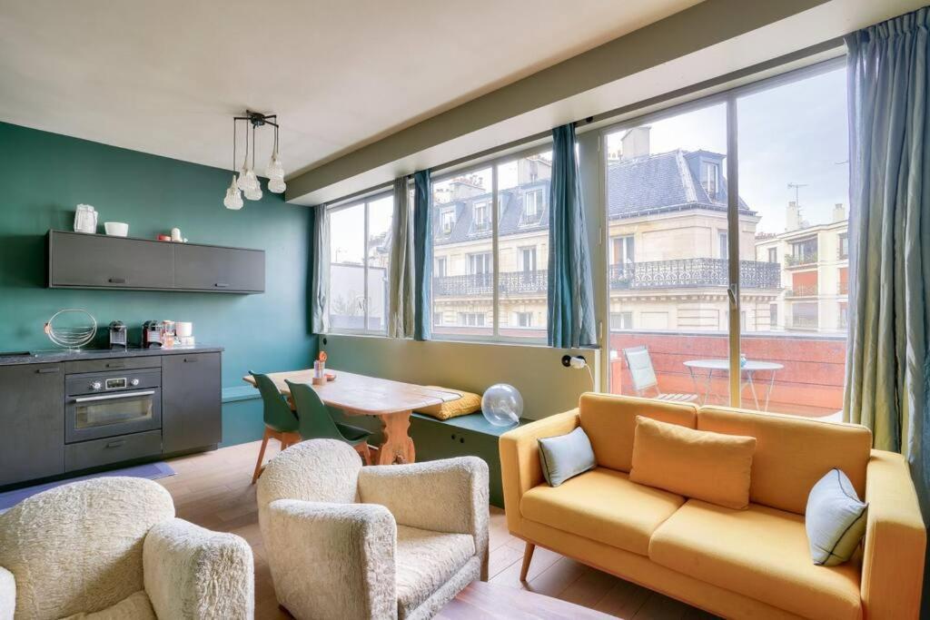 Appartamento Superbe T2 Avec Balcon Proche De La Tour Eiffel