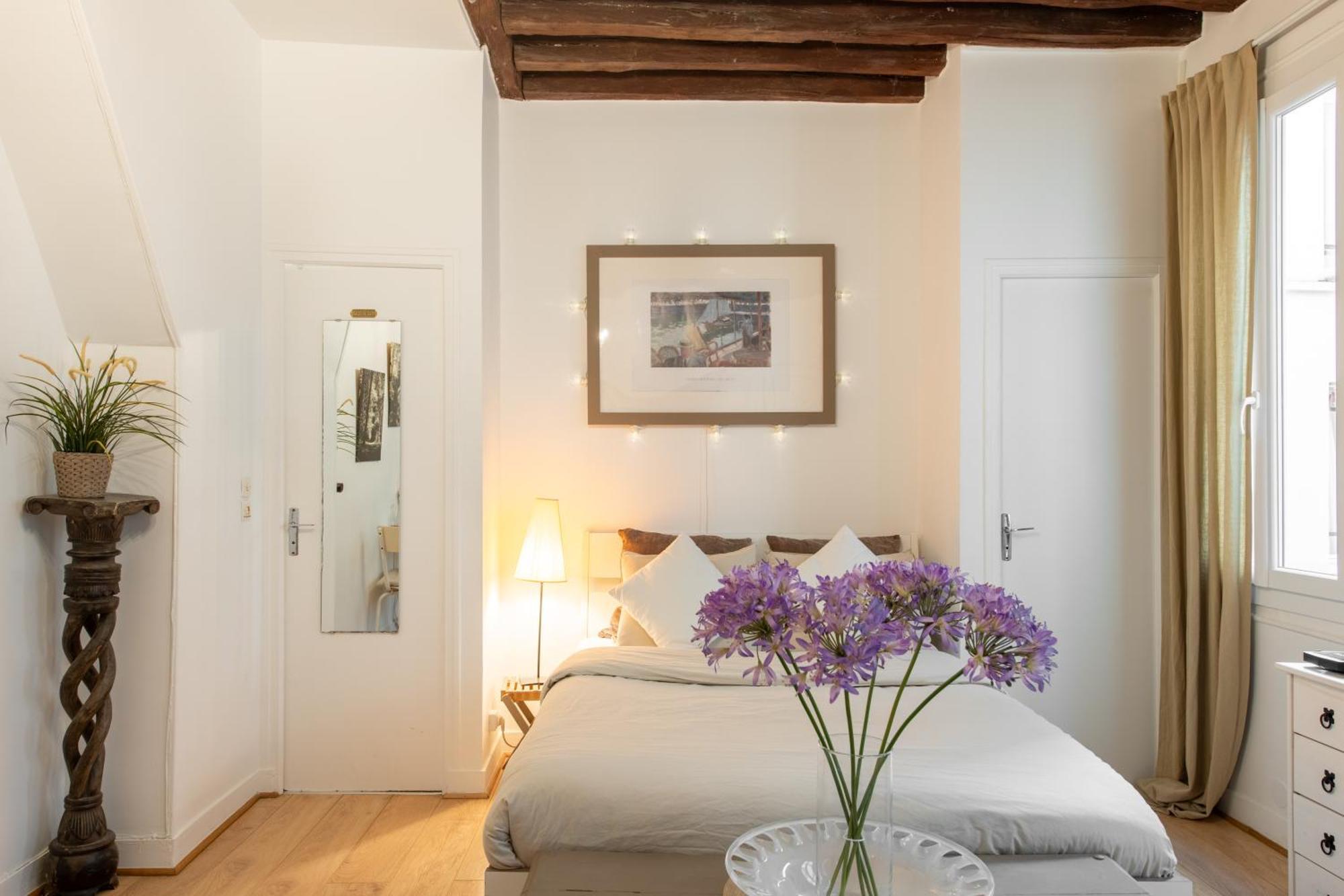 Apartment Geranimus Beauregard: Heart Of Paris