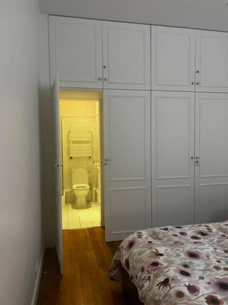 Homestay Eiffel Edge Escape 30 M From Eiffel Tower Paris