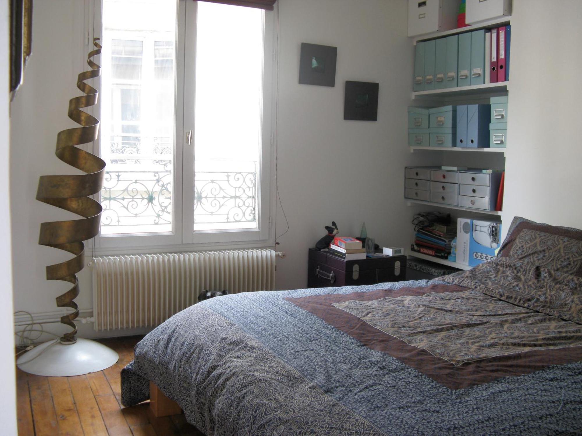 Stylish Flat With Balcony Facing South *