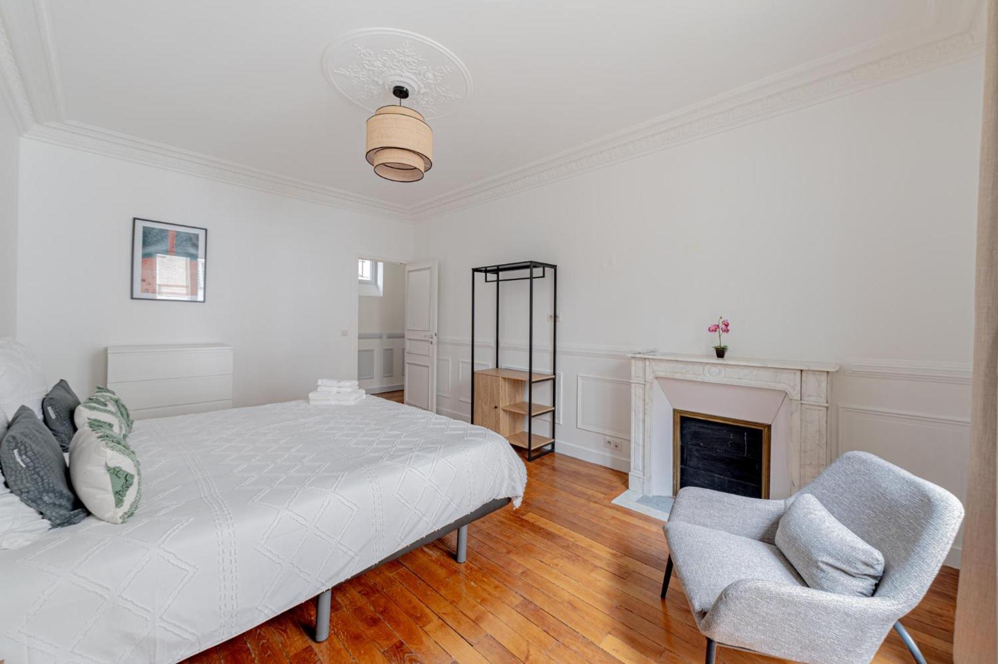 Parisian Elegance 2bedr In The 16th Apartment *