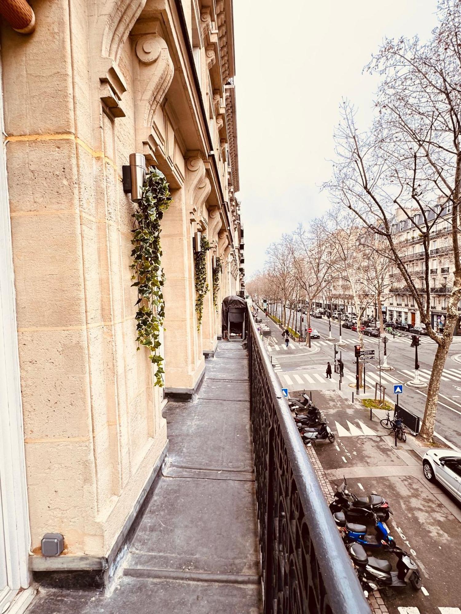 Charming 4-room Flat Near Eiffel Tower-8people-2 Bedrooms * Parigi