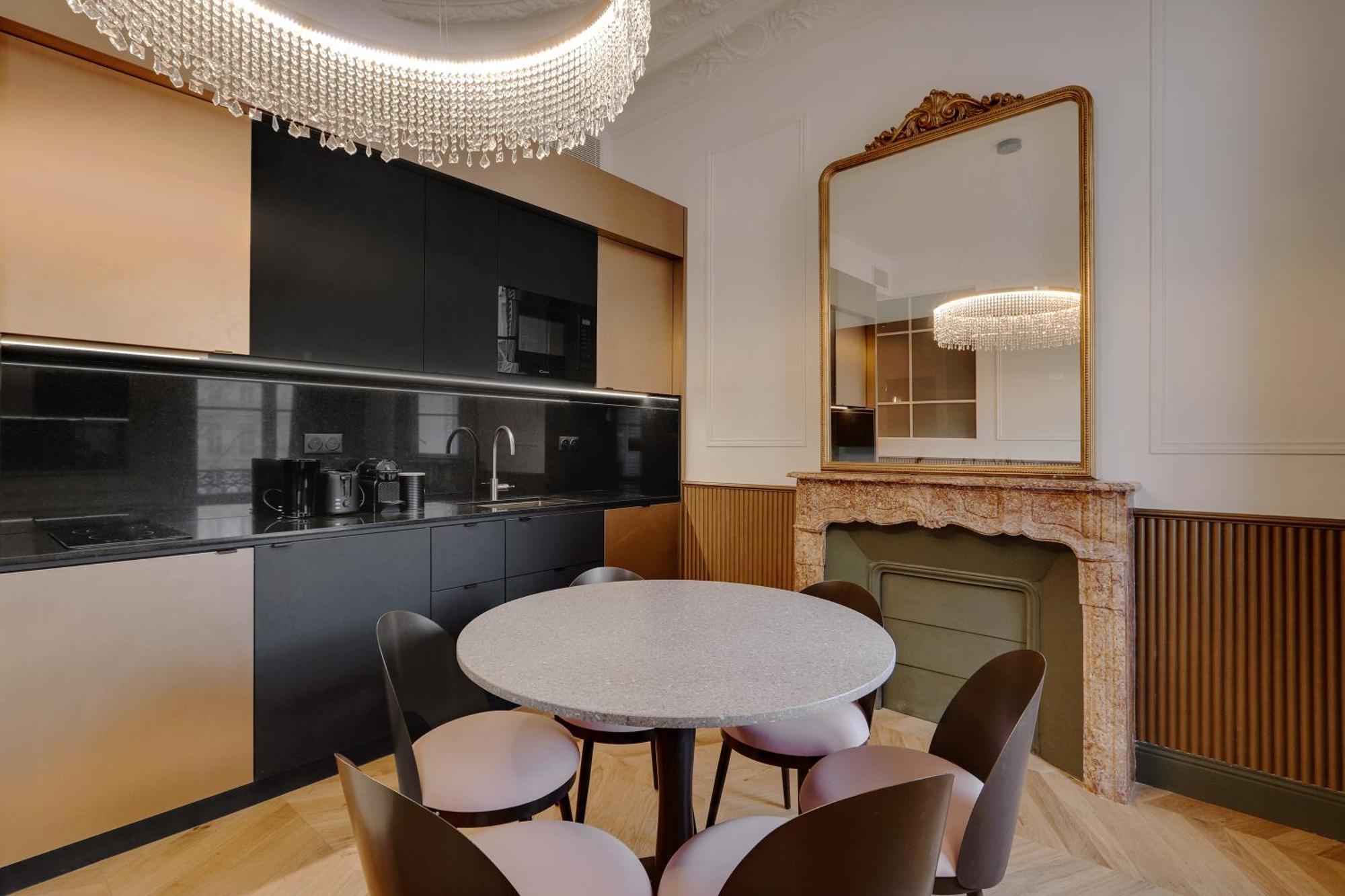 Pick A Flat's In La Madeleine-opera - Rue De L'arcade