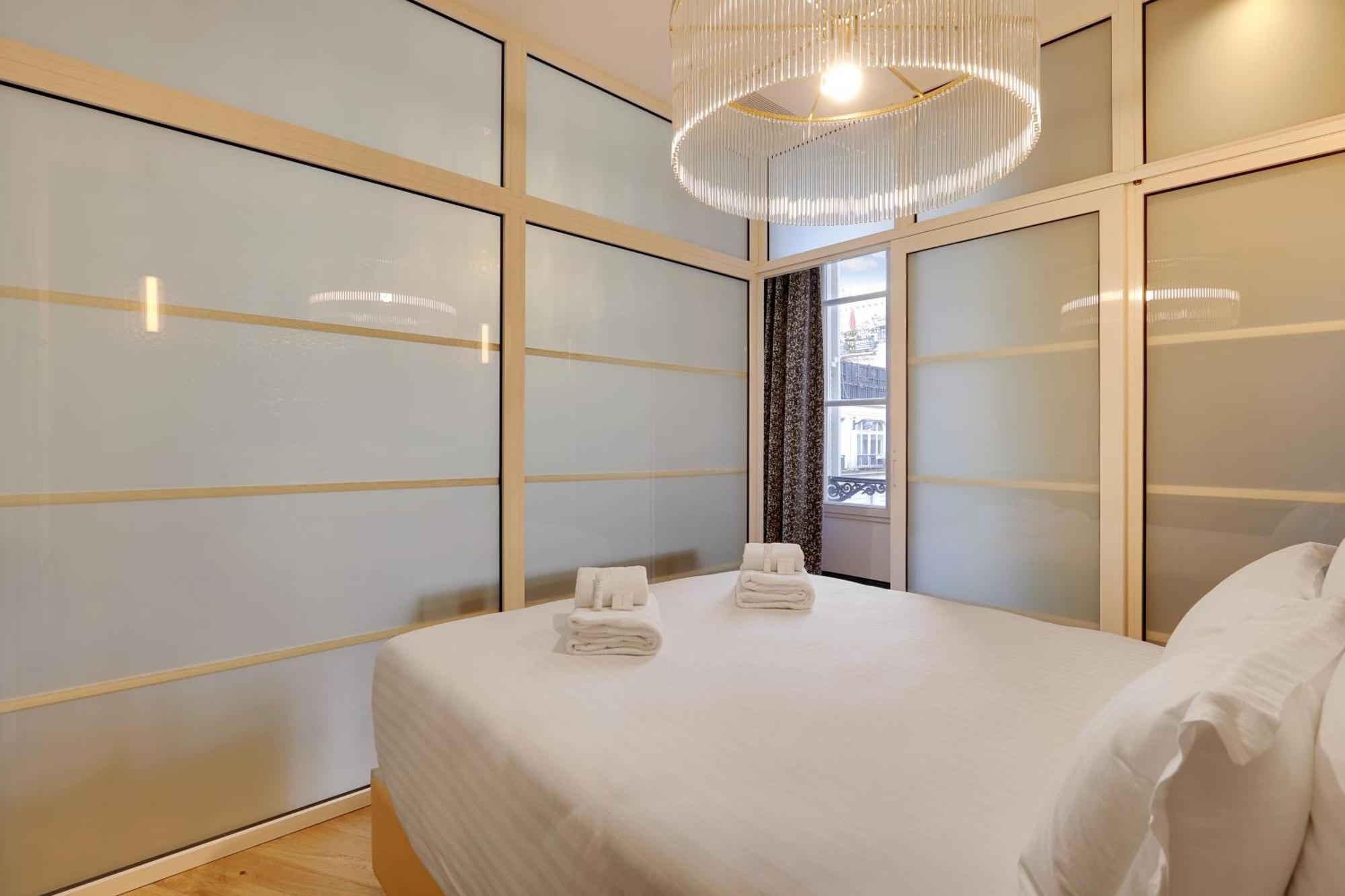 Pick A Flat's In La Madeleine-opera - Rue De L'arcade Paris
