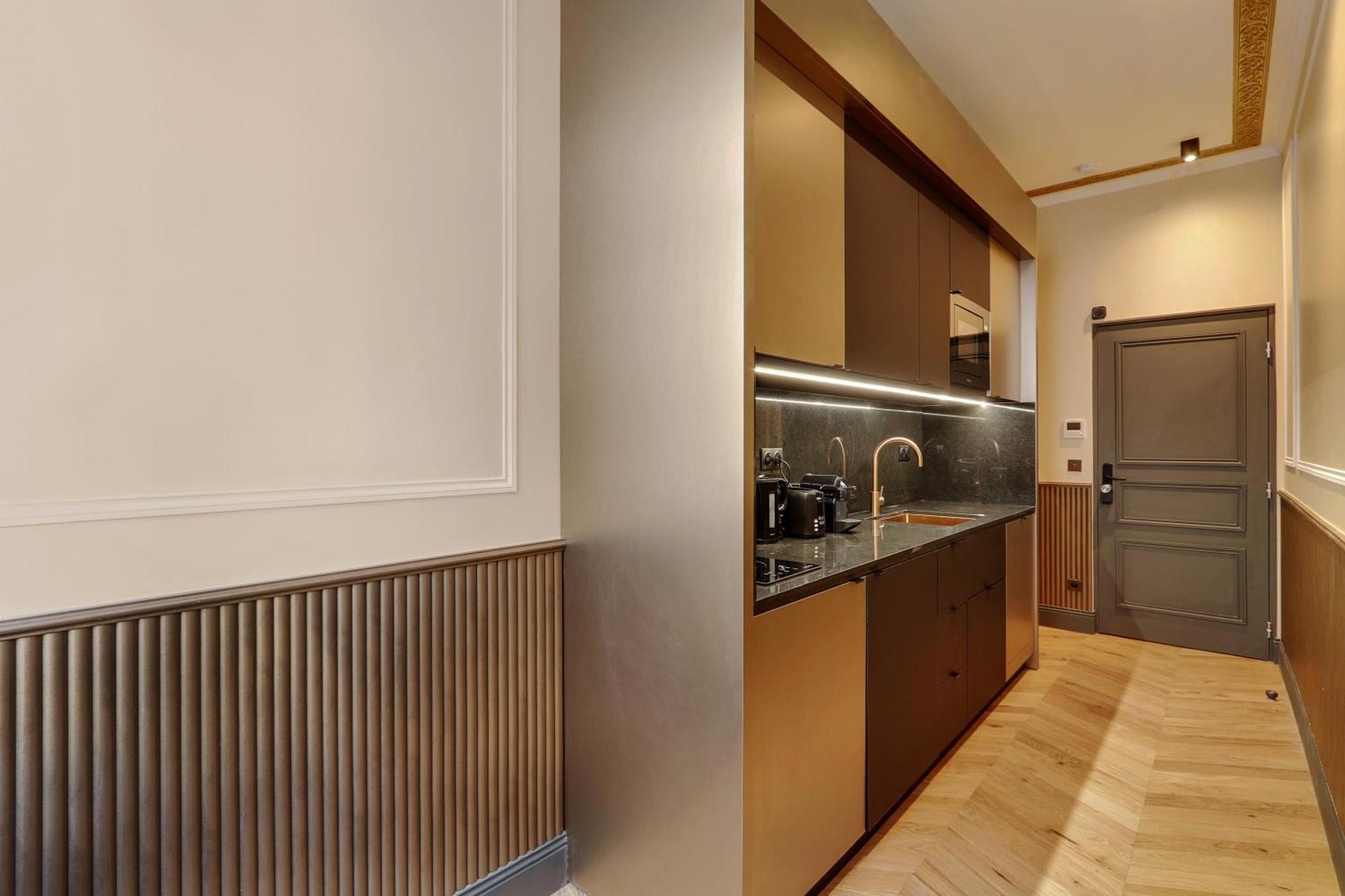 Apartment Pick A Flat's In La Madeleine-opera - Rue De L'arcade *