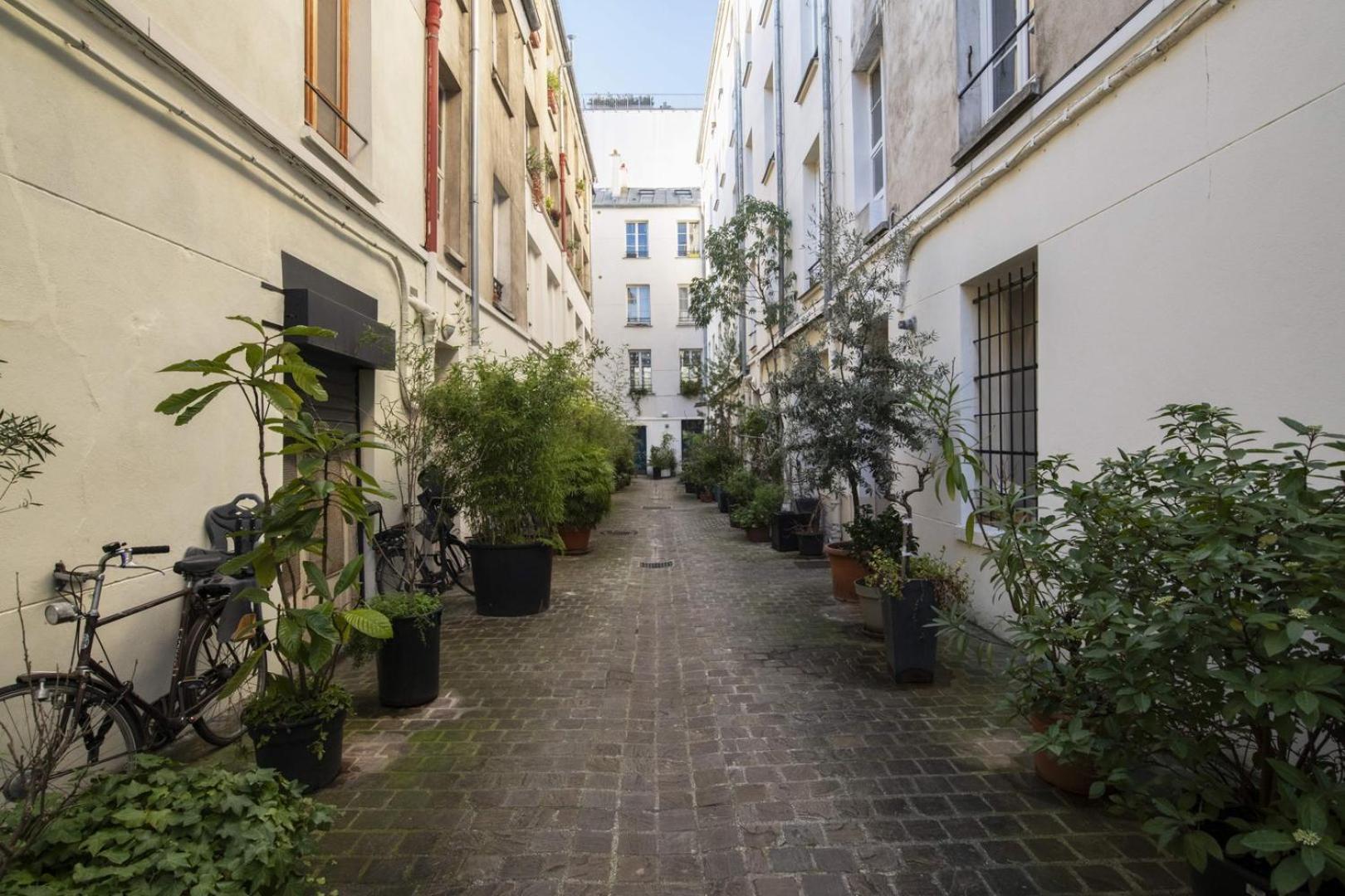 Passage Cache, Tu Me Fais Rever! Paris
