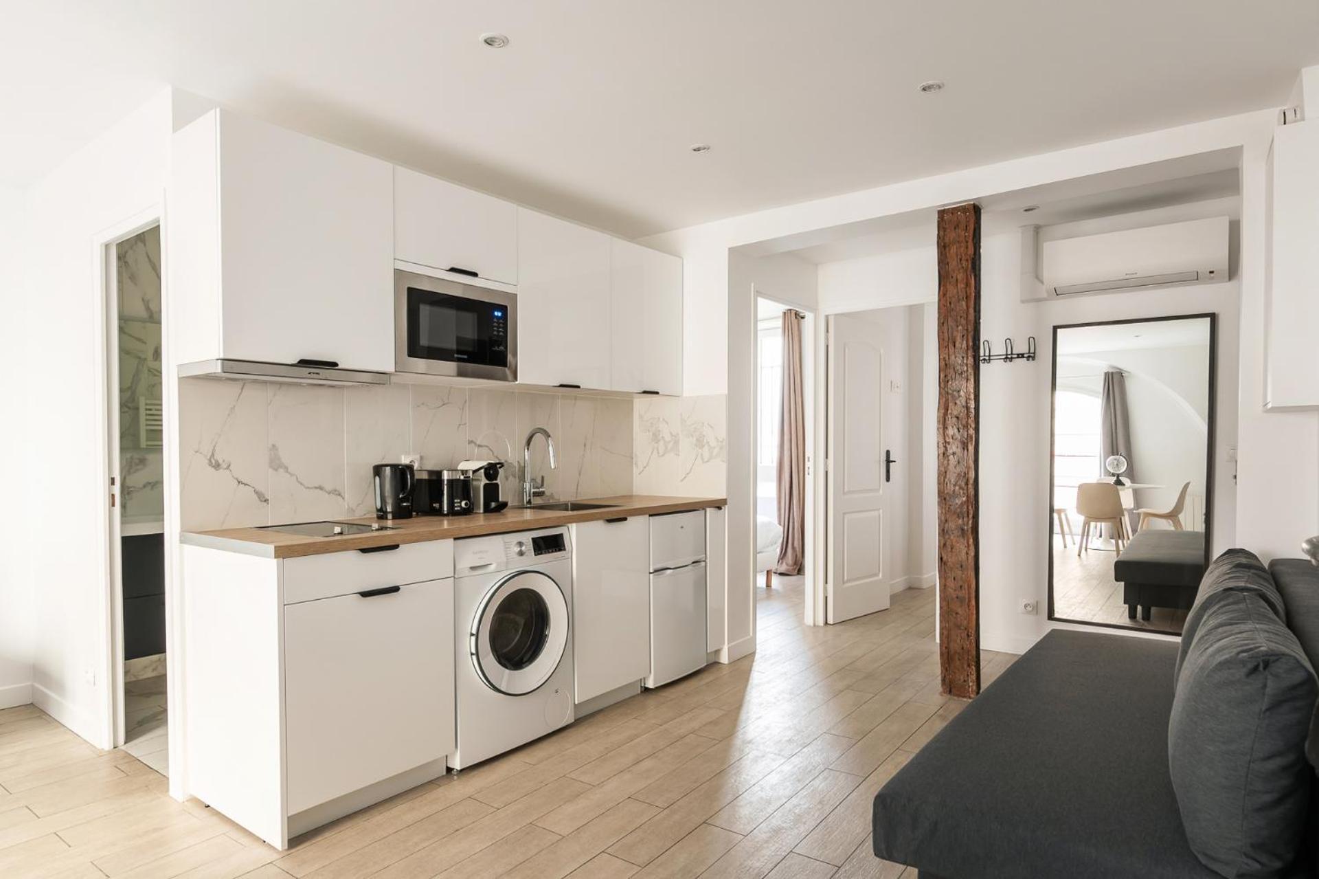 Apartment In The Heart Of The Marais With Air Conditioning *