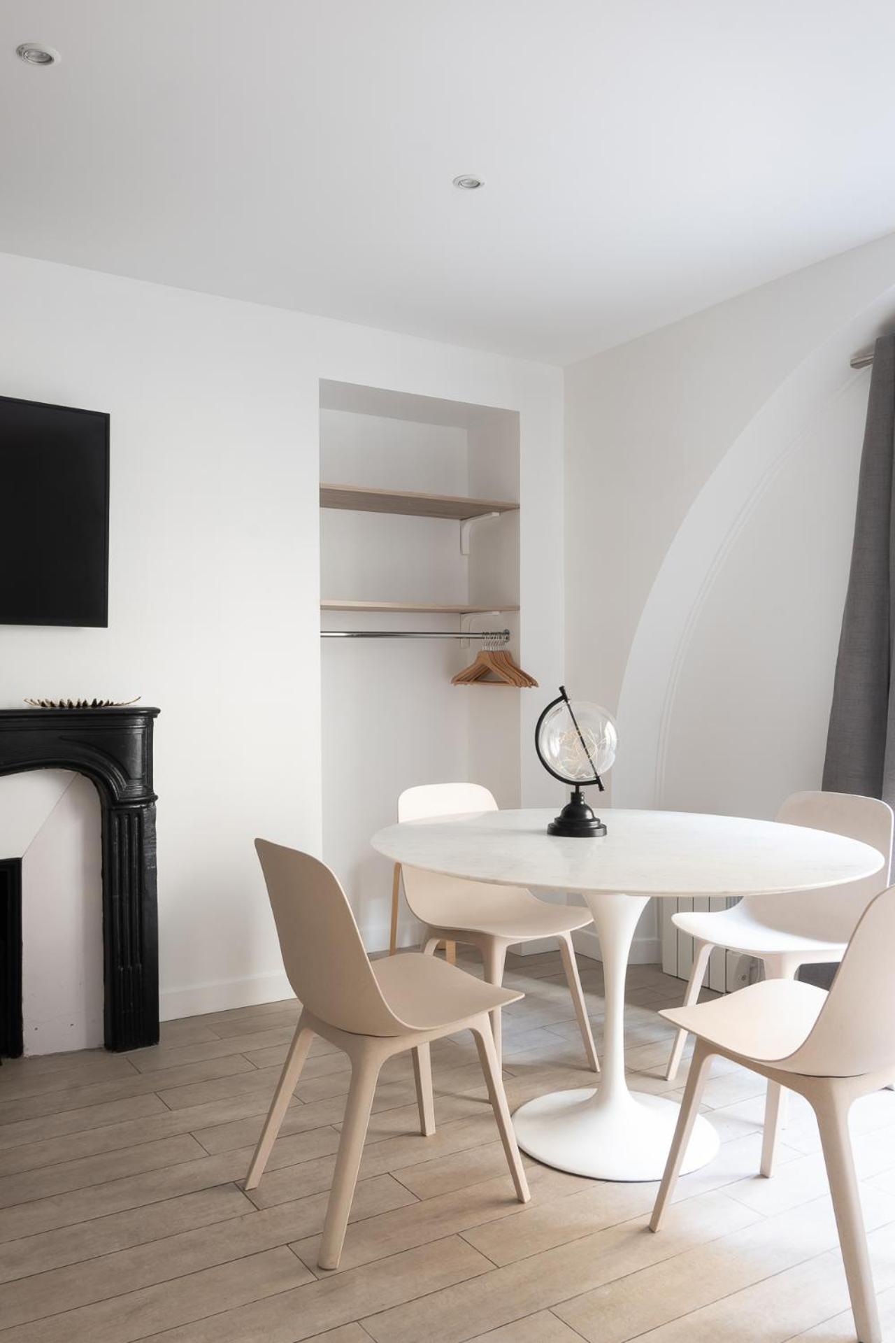 In The Heart Of The Marais With Air Conditioning *