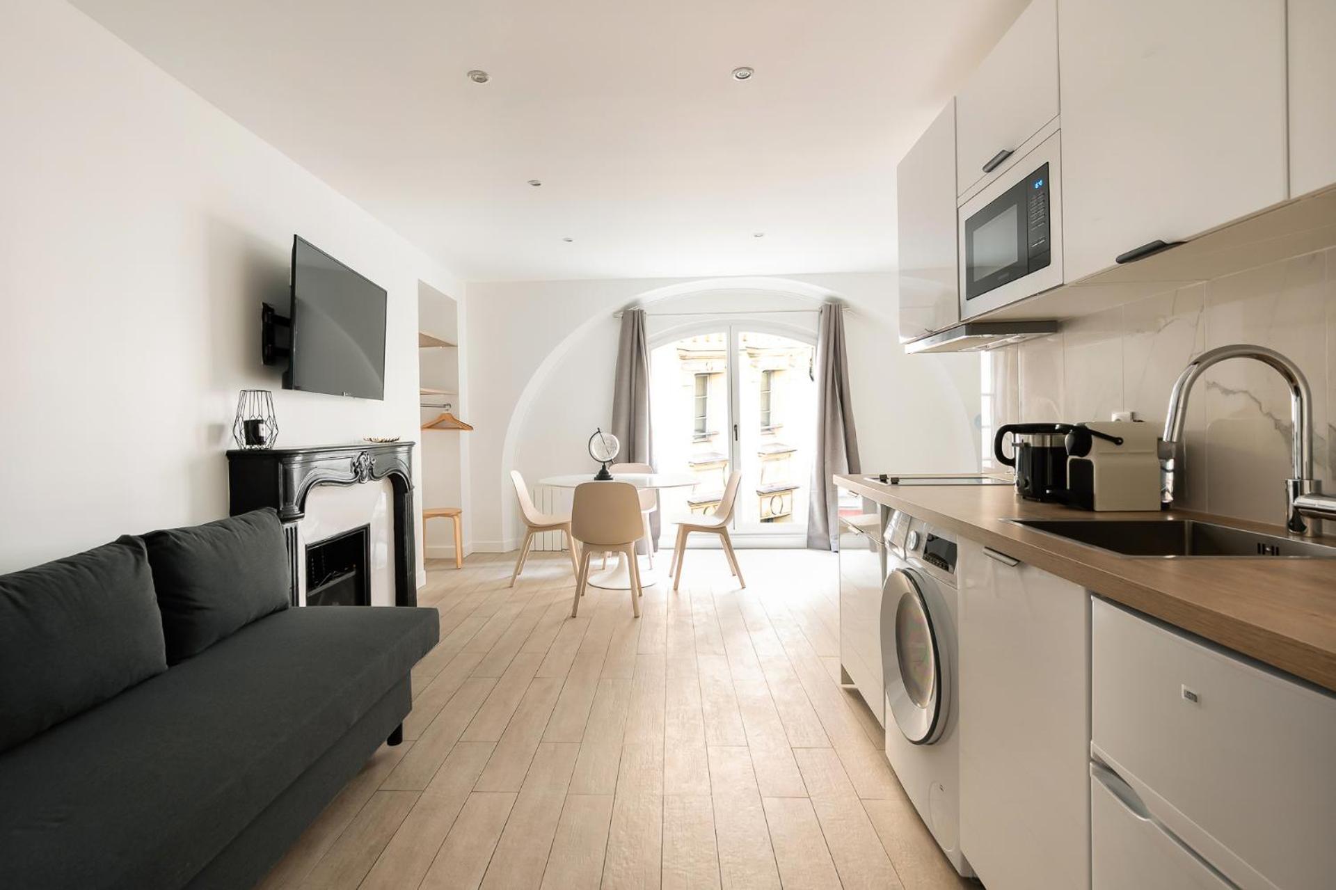 In The Heart Of The Marais With Air Conditioning Apartment *